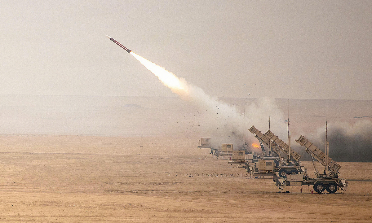 Iran tuyên bố tập kích tổ hợp Patriot ở Kuwait