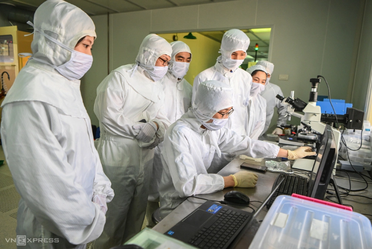 Nhiều trường đại học cùng đào tạo một sinh viên