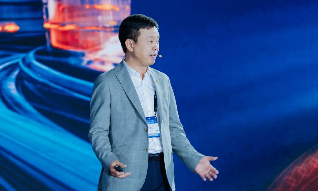 Mr. Pham Minh Tuan spoke at an event. Photo: Thu Huyen