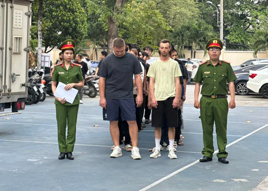 How are foreigners punished for crimes committed in Vietnam?