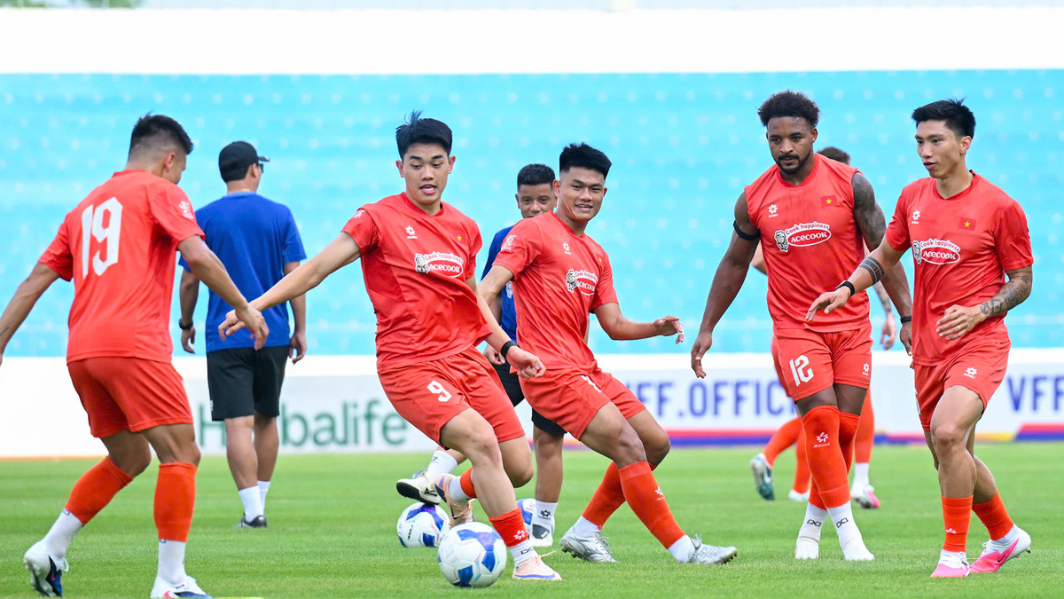 HLV Kim: 'Myanmar giờ không dễ chơi, mong Việt Nam ghi nhiều bàn'