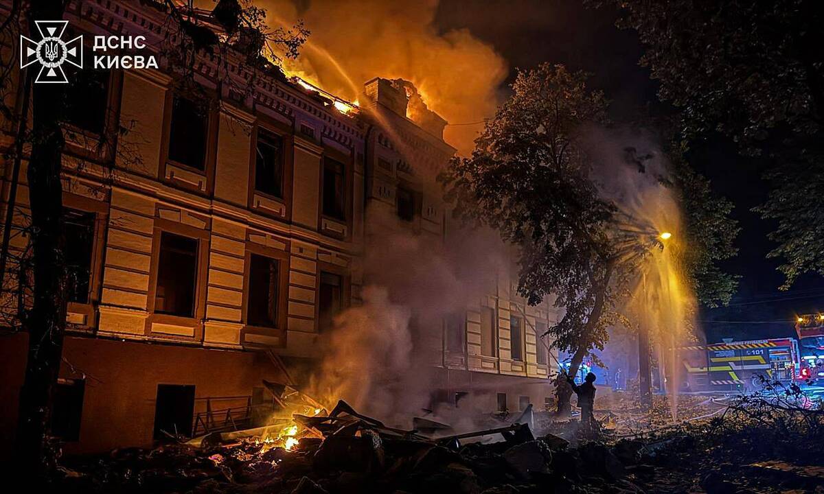 Nga tấn công dữ dội Kiev bằng hàng chục tên lửa