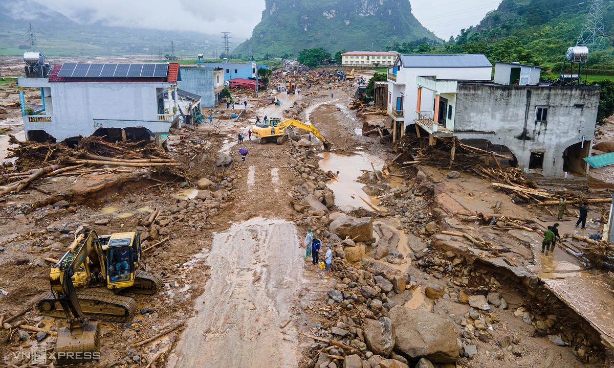 Tìm thấy hai nạn nhân mất tích sau lũ quét ở Mường Than