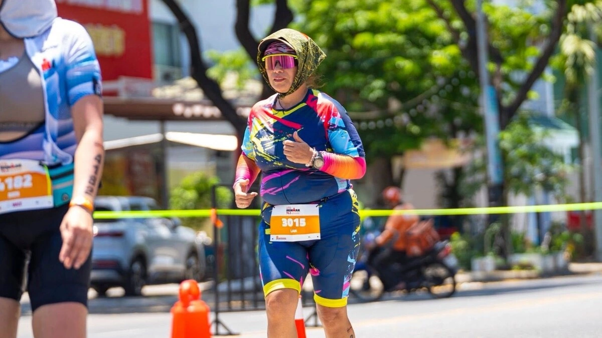'Người sắt' U60 của DaNang Runners