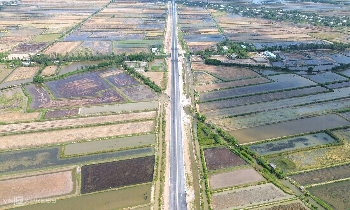 Loạt chủ đầu tư hạ tầng giao thông bị nhắc nhở do giải ngân chậm