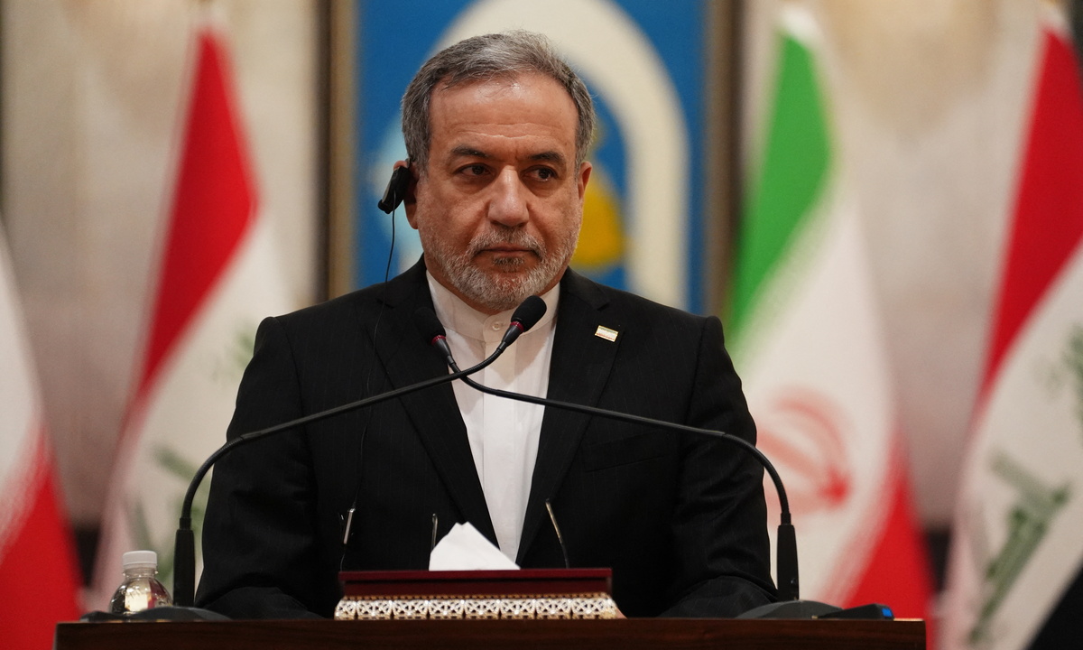Iran dọa đáp trả tương xứng nếu Mỹ phá cầu, nhà máy điện