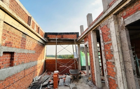 Gia chủ có nên mời nhậu, lo cà phê, thuốc lá cho thợ xây nhà?