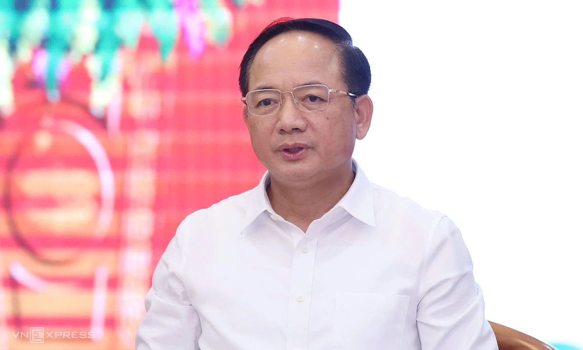 'Báo chí cần chuyển mạnh sang kiến giải chính sách'