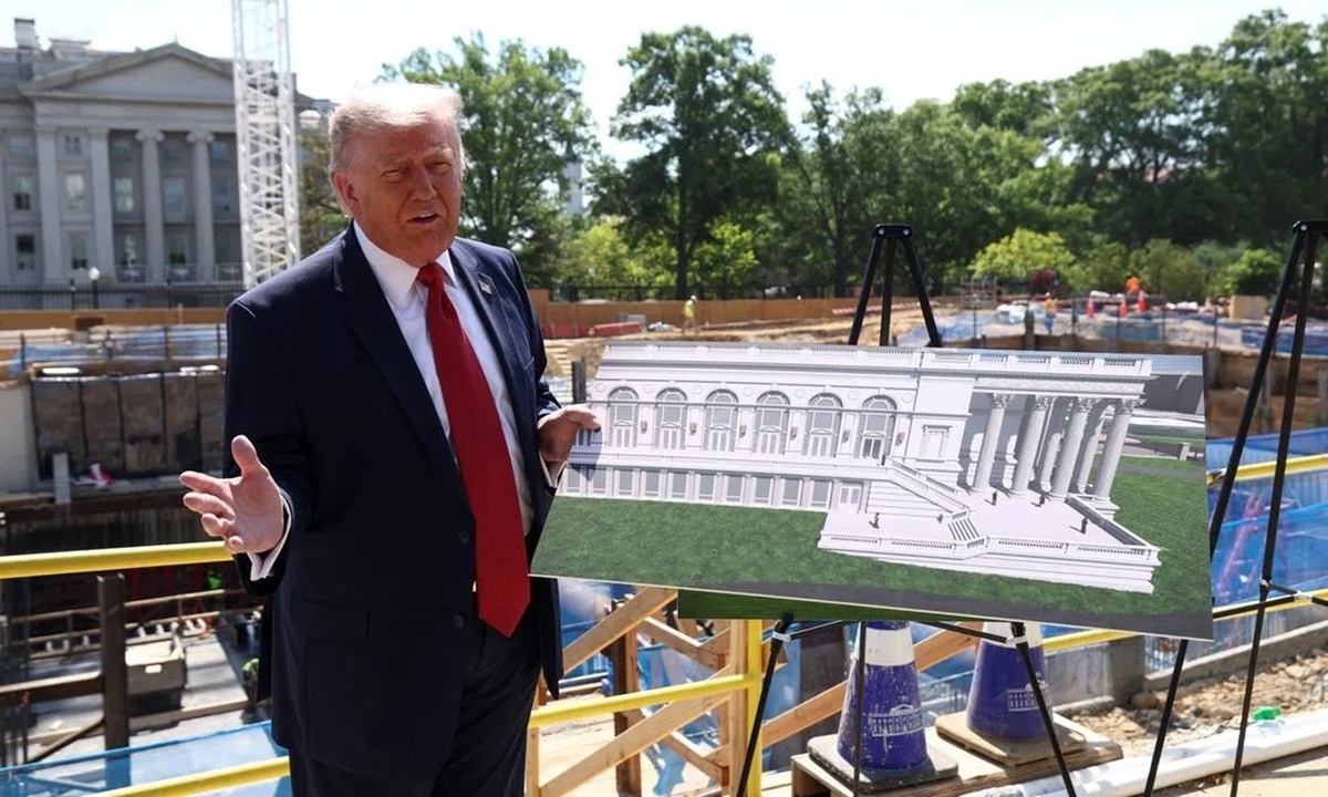 Cách ông Trump gây quỹ hàng trăm triệu đô từ giới doanh nghiệp