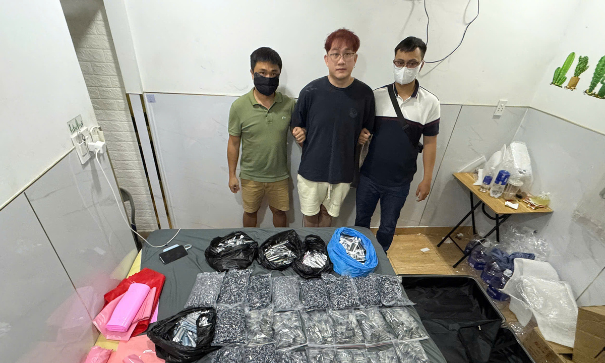 10 người nước ngoài bị bắt trong đường dây ma túy ở TP HCM