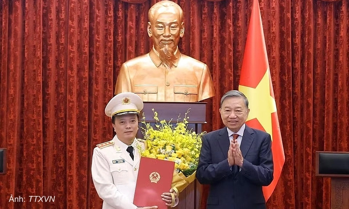 Thứ trưởng Công an Đặng Hồng Đức được thăng hàm Thượng tướng