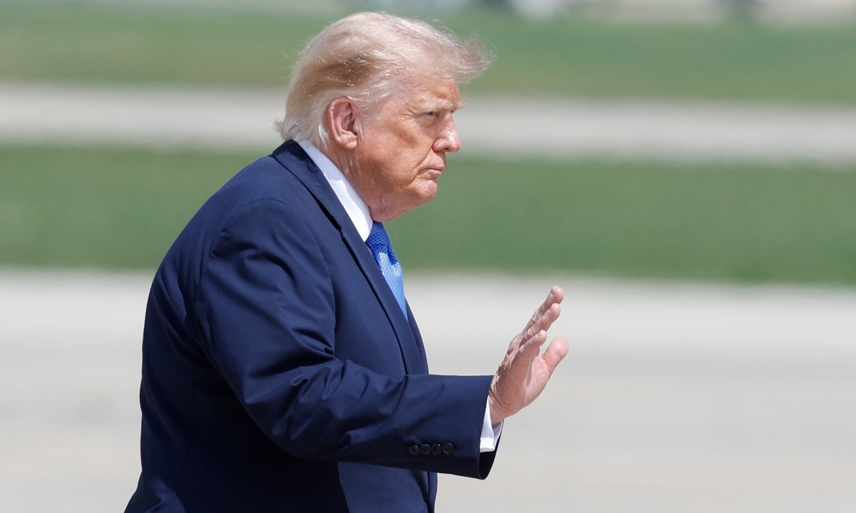 Nỗi giận dữ của ông Trump trước tình thế bế tắc với Iran