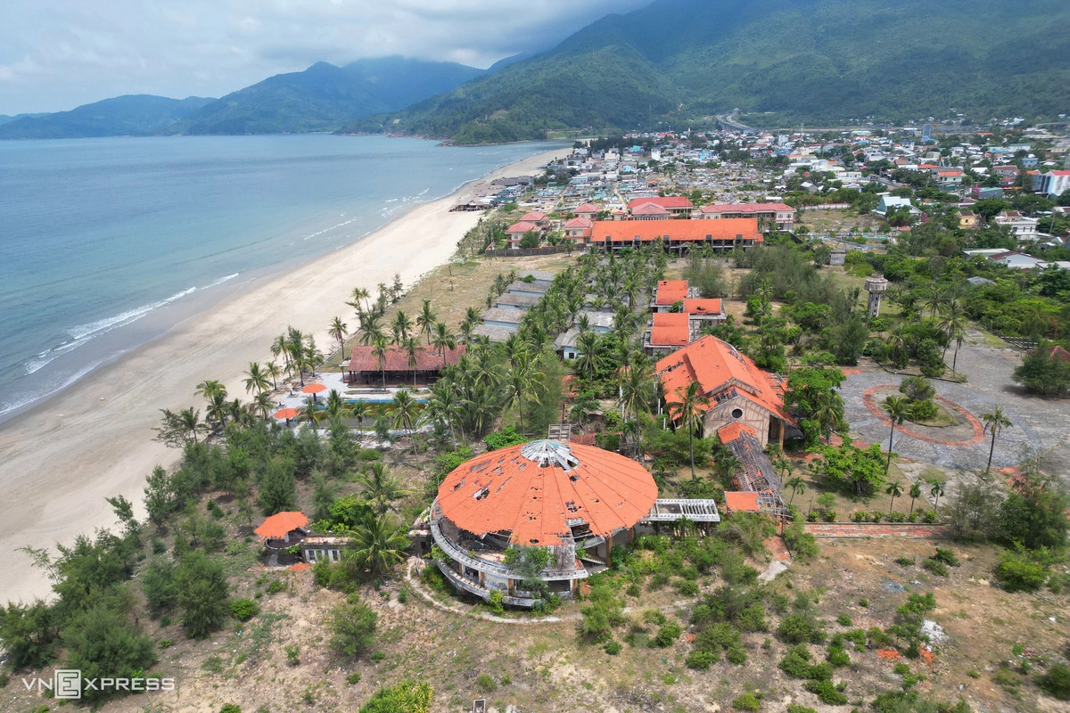 Resort ở vịnh Lăng Cô bị bỏ hoang 5 năm
