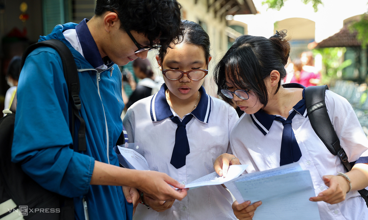 Rà soát học phí đại học