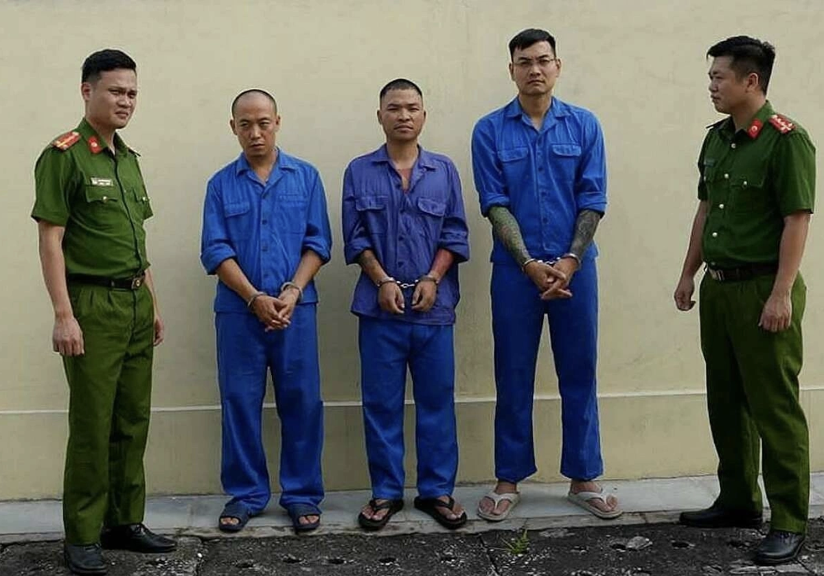 Vòng xoáy pháp lý cuốn trôi những giang hồ mạng thích livestream 'đấu tố'