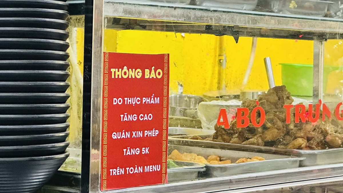 'Phở tăng giá lên 80.000 đồng nhưng khách vẫn đông thì đừng trách chủ quán'