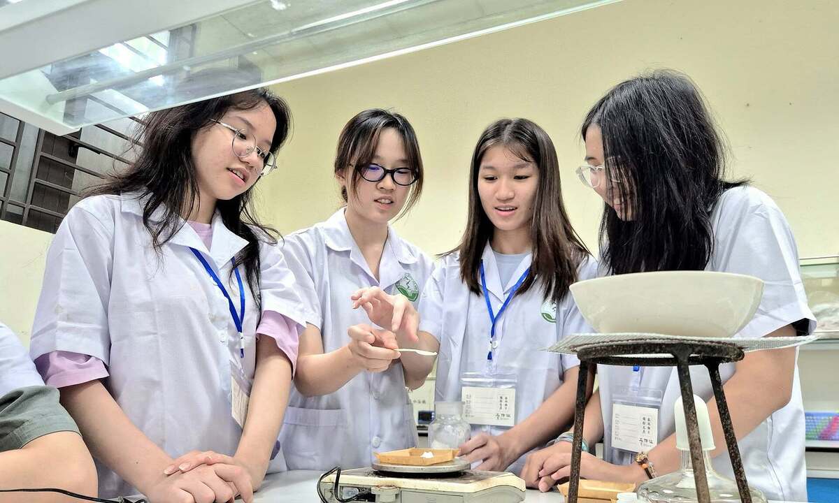 Điểm chuẩn Đại học Dược Hà Nội từ 21,35