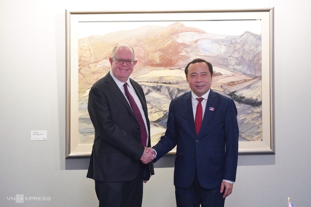 Bộ trưởng Vũ Hải Quân cùng và GS Andrew Parfitt (UTS) tại buổi làm việc ngày 10/8/2026. Ảnh: Lưu Quý