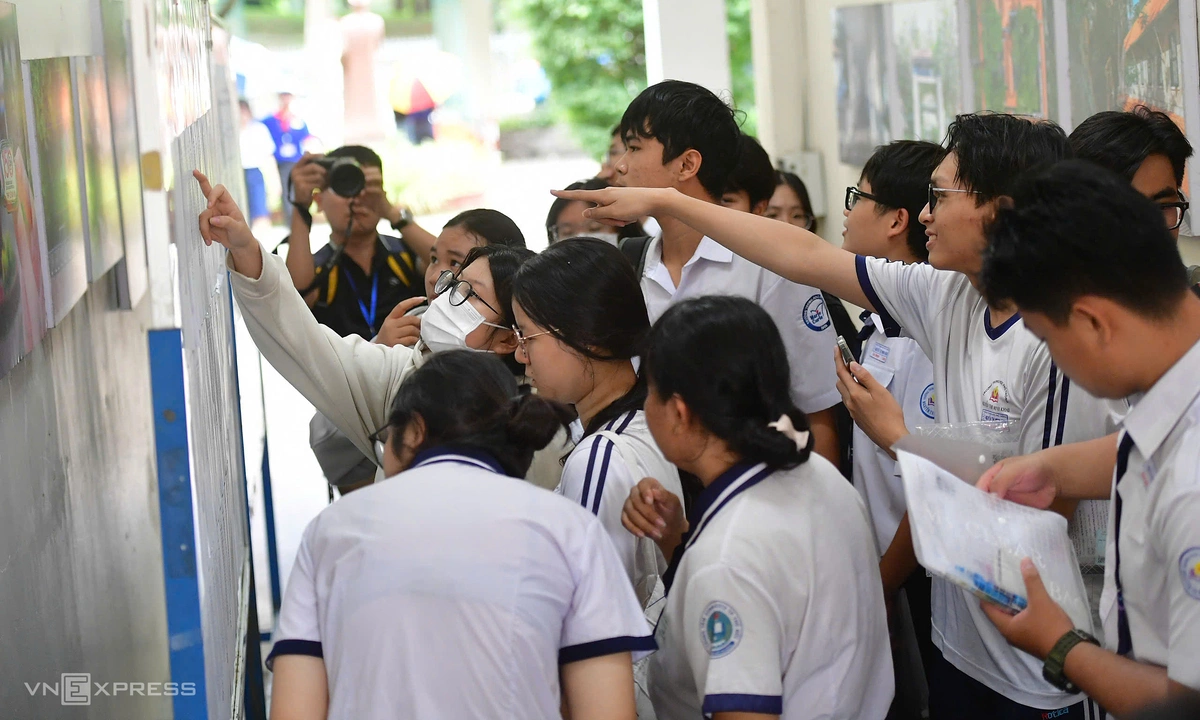 Loạt đại học phía Nam tuyển bổ sung từ 15/30 điểm