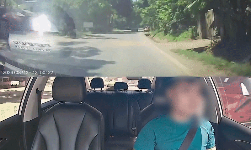 Tài xế lơ đãng một giây, ôtô suýt đâm ba người