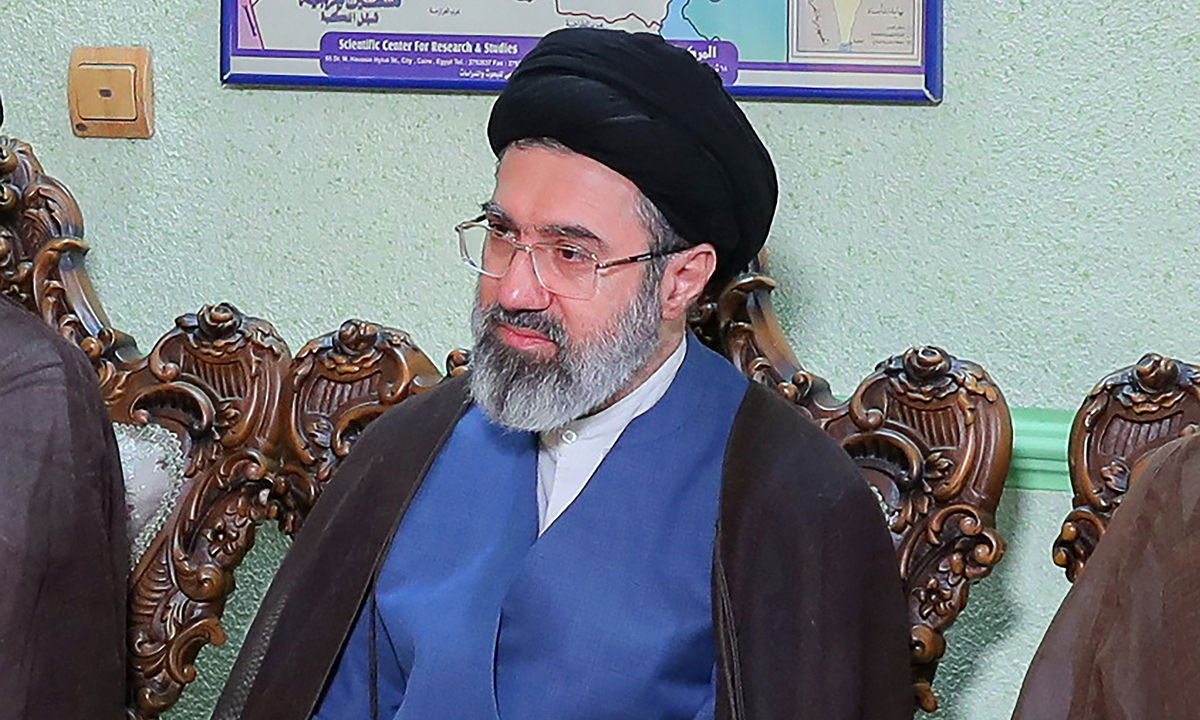 Tính toán của Lãnh tụ Tối cao Iran khi cải tổ bộ máy an ninh