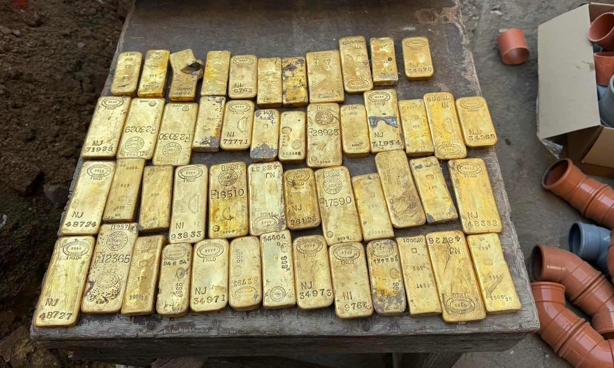 Đào trúng kho vàng 10 triệu USD khi lắp ống cống