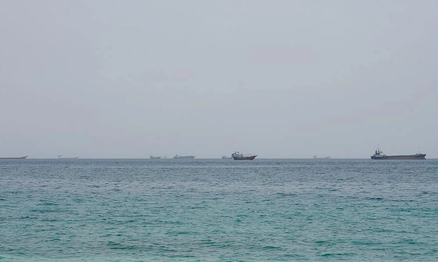 Tàu chở dầu UAE bị tấn công ở eo biển Hormuz