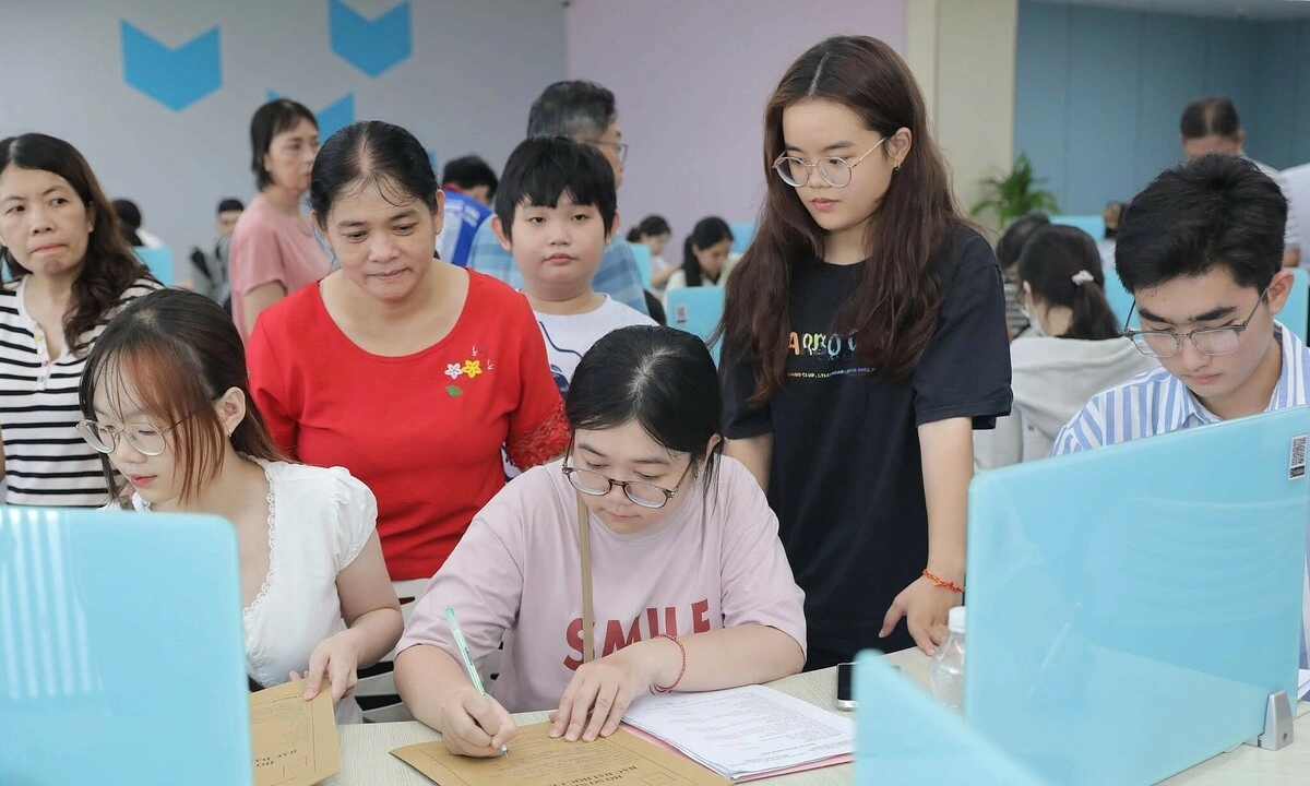 Gần 40 đại học tuyển bổ sung hơn 14.000 sinh viên