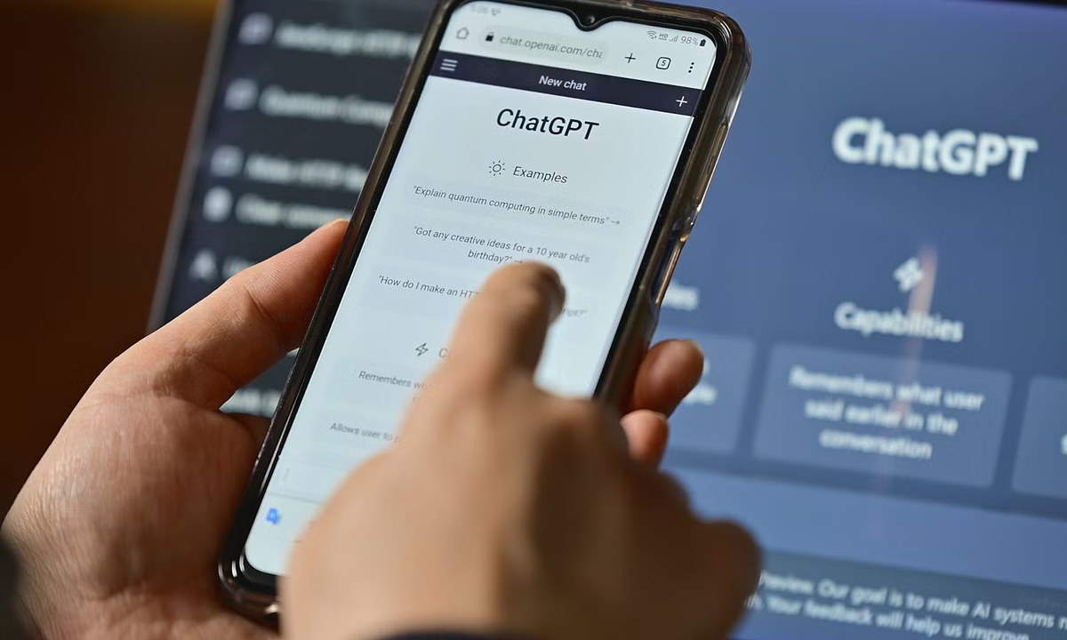 ChatGPT 'mách' FBI việc người dùng tâm sự kế hoạch giết bạn gái
