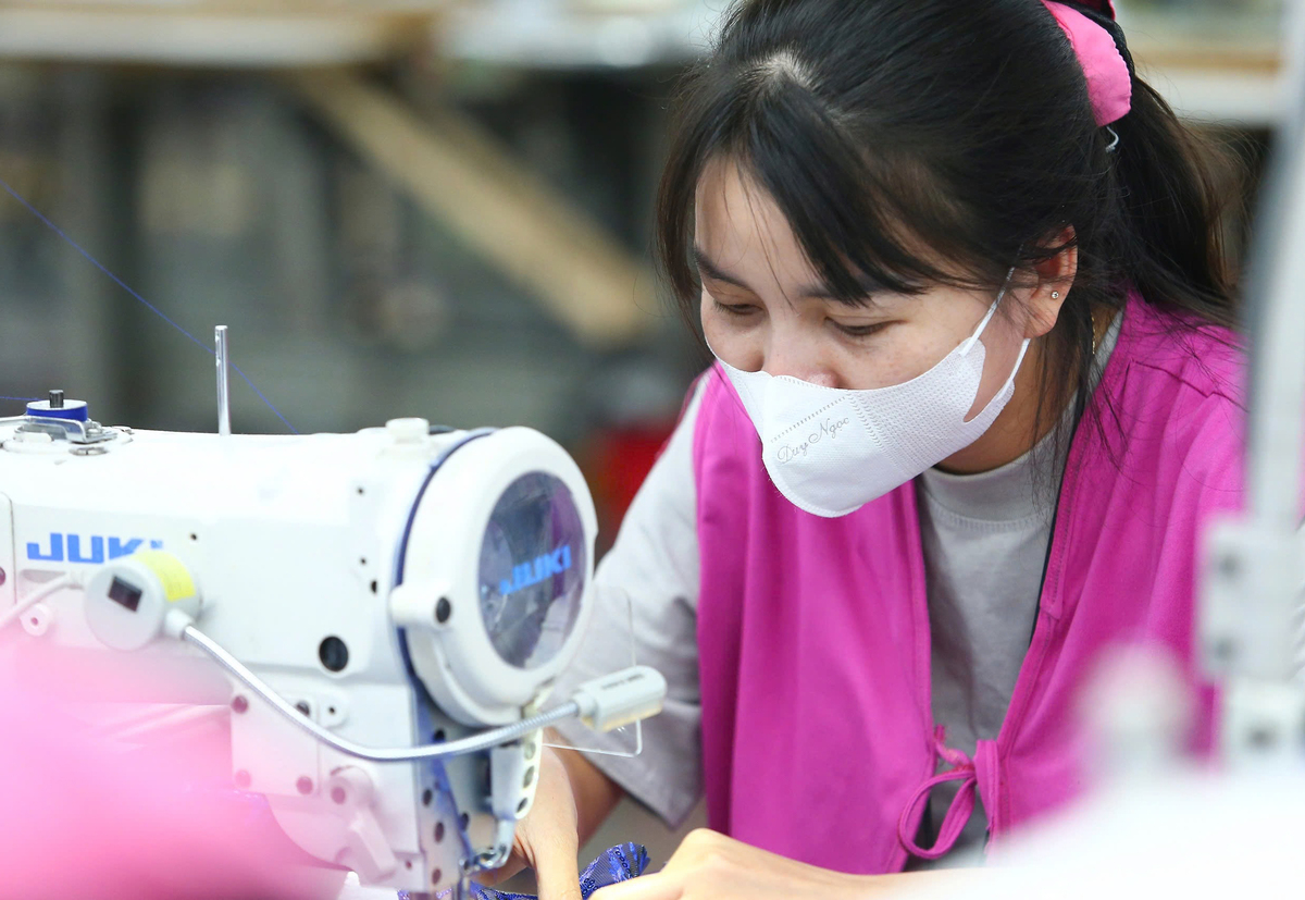 'Nên đặt ra lộ trình giảm giờ làm lao động dưới 48 tiếng'