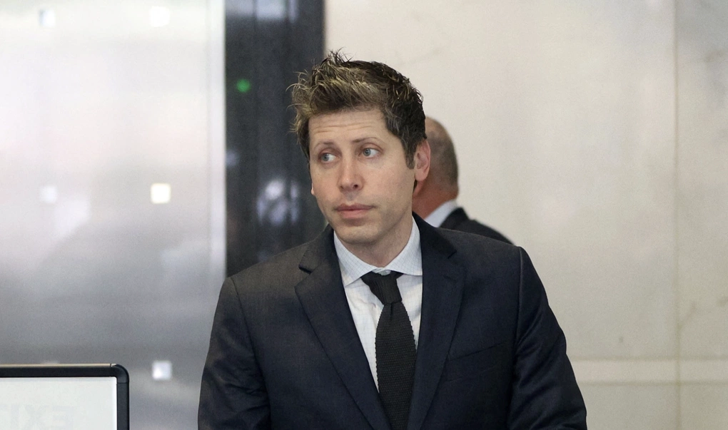 Sam Altman, CEO OpenAI, đến tòa án liên bang tại Oakland, California, ngày 14/5/2026. Ảnh: Reuters