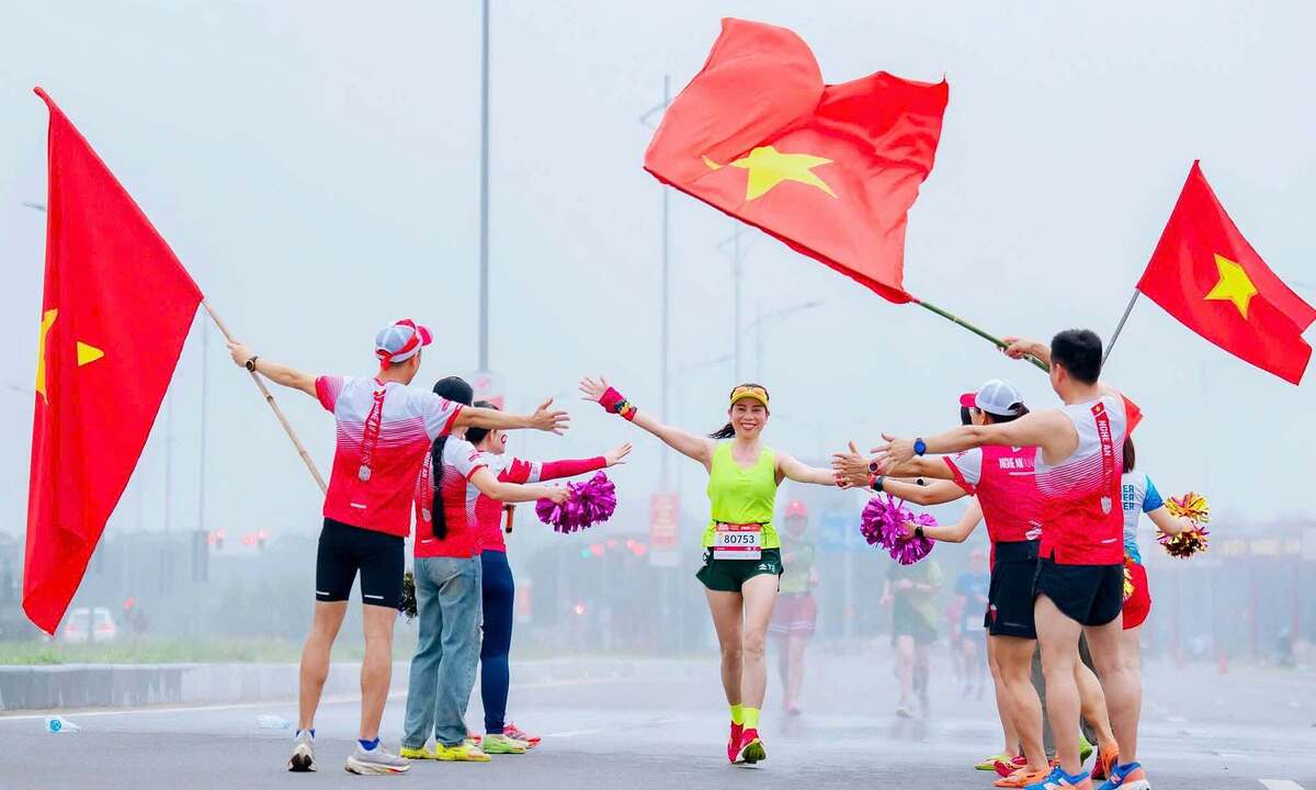 VnExpress Marathon đưa giải Grand Tour về quê Bác