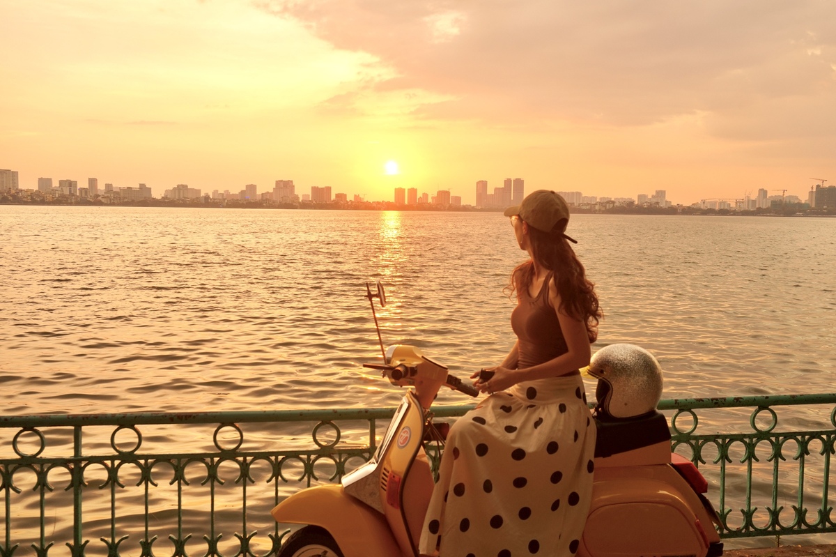 Nửa ngày với Hà Nội vào thu