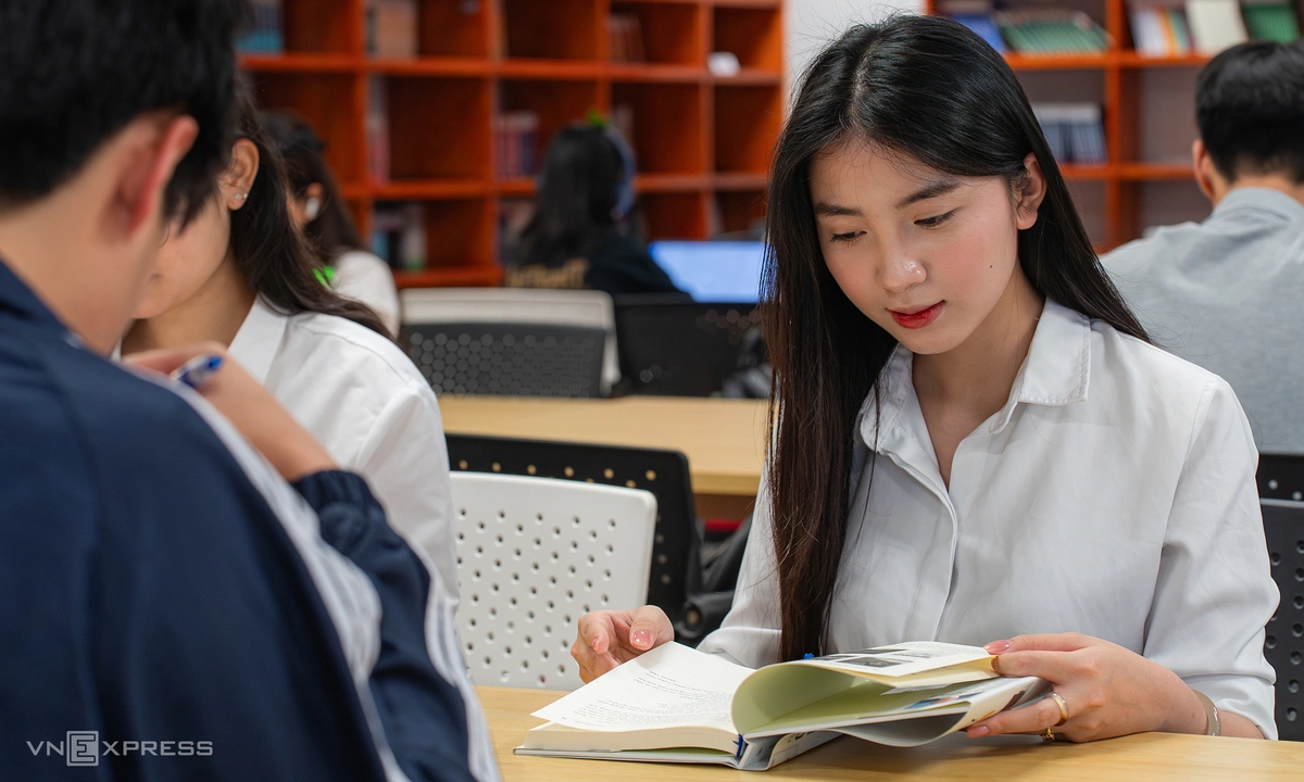 1.500 suất học bổng toàn phần du học công nghệ chiến lược đến năm 2035