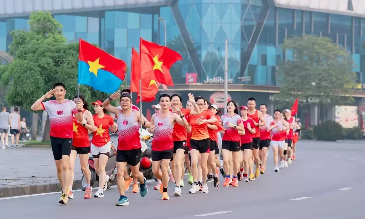 VnExpress Marathon Grand Tour - mô hình giải chạy khám phá điểm đến