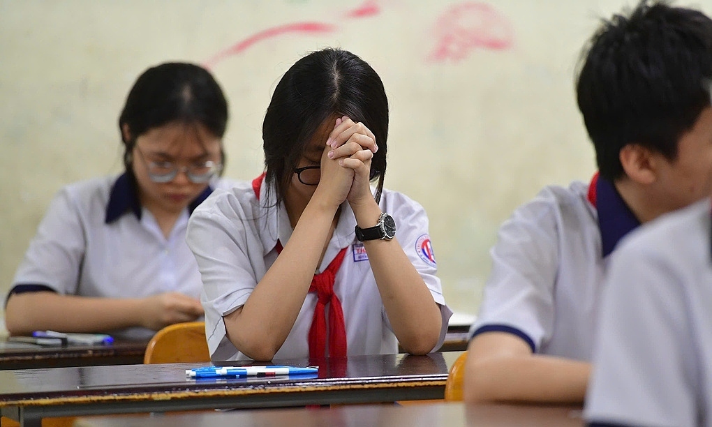 'Bỏ thi Tiếng Anh vào lớp 10 rất thiệt thòi cho học sinh thành phố'
