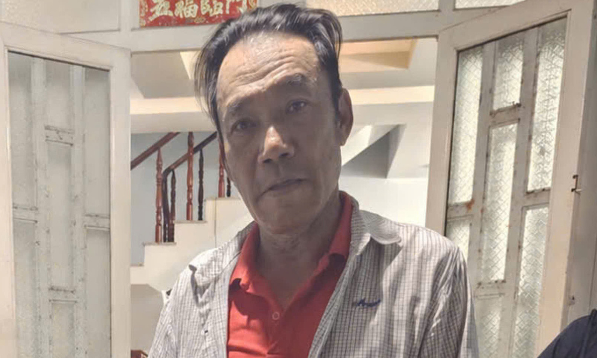 Vờ chở đi nhận đồ từ thiện để cướp vé số