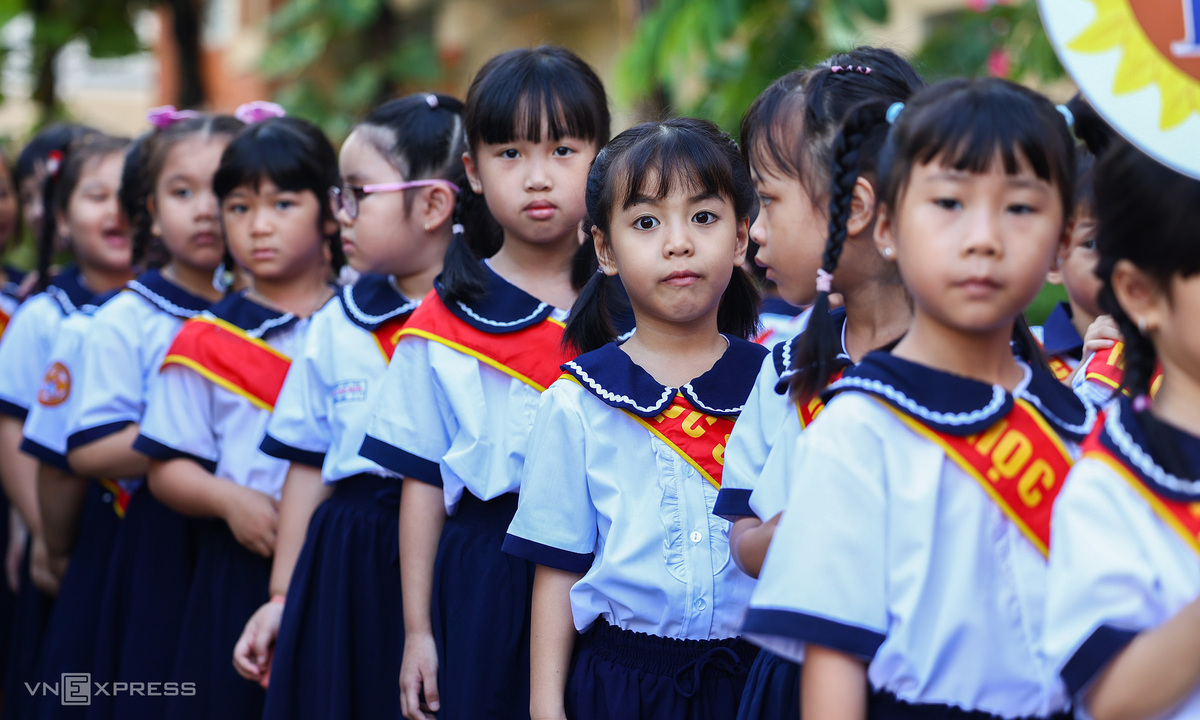 14 phường ở TP HCM công bố sáp nhập, đổi tên trường