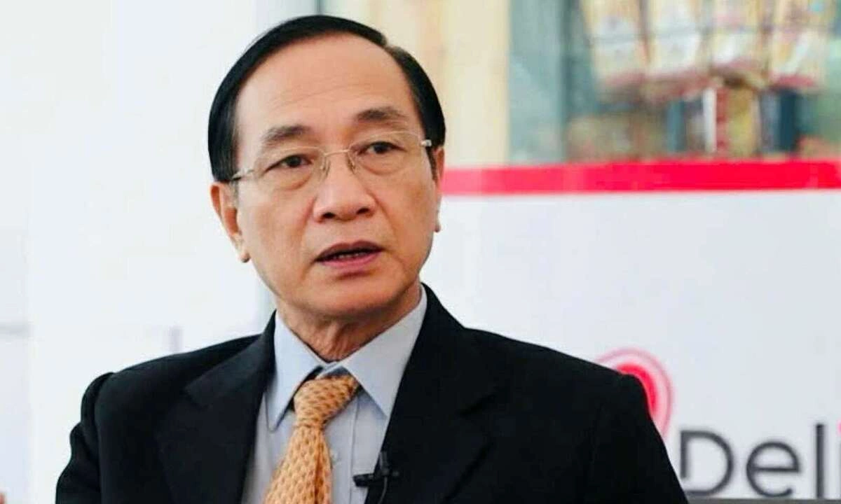 Chuyên gia: 'Không nên bắt cả thành phố cùng thi hoặc cùng xét'