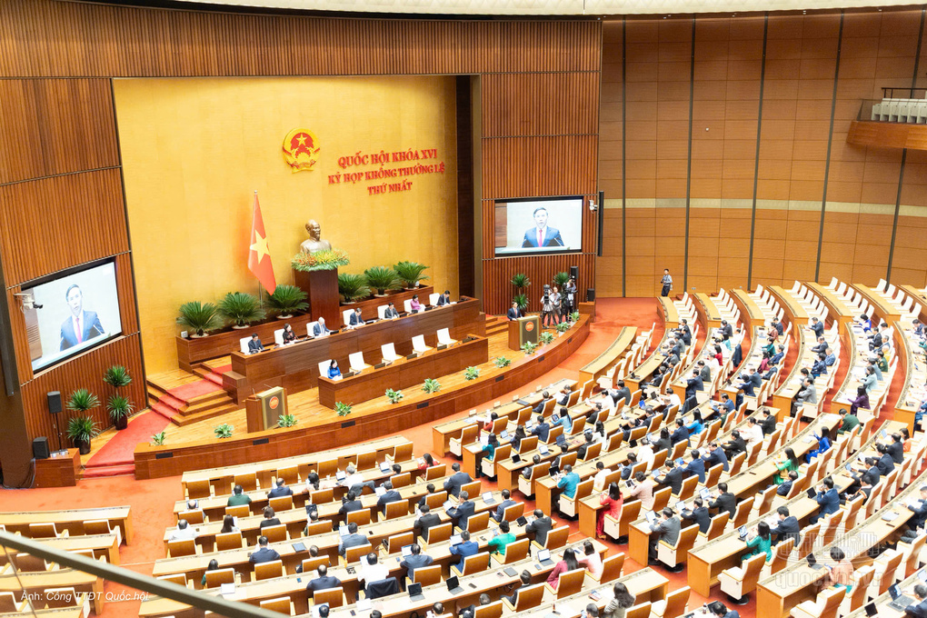 Quốc hội làm việc tại Hội trường Diên Hồng ngày 24/8. Ảnh: Cổng TTĐT Quốc hội