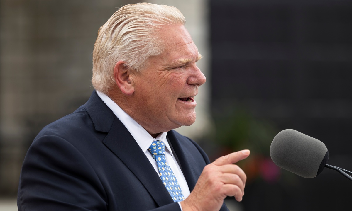 Thủ hiến Ontario dọa cắt điện sang Mỹ