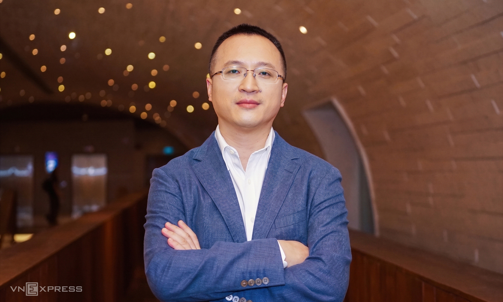 Mr. George Zheng, Honor's Director of Southeast Asia. Photo: Bao Lam