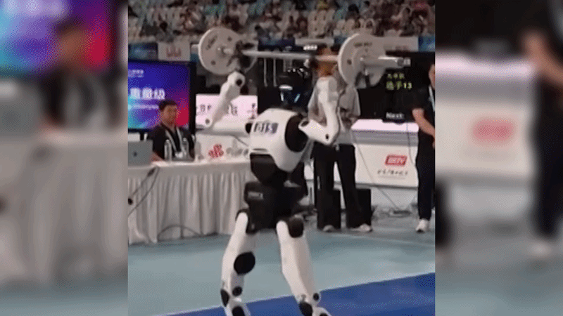 Robot hình người ngã chỏng vó khi nâng tạ