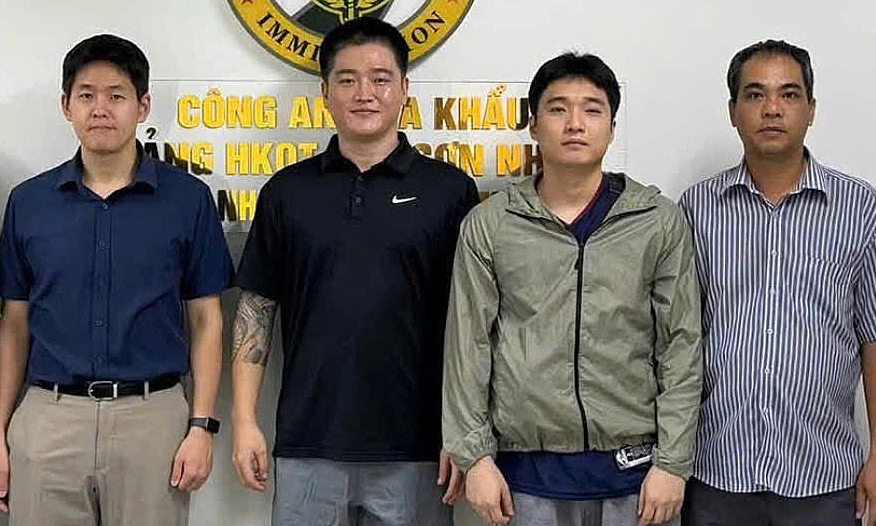 3 người Hàn Quốc mang lệnh truy nã đỏ bị bắt tại TP HCM