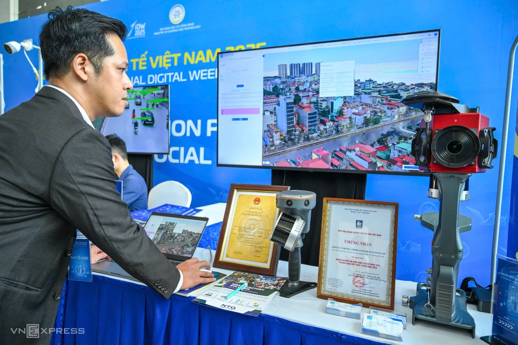 Tuần lễ số quốc tế Việt Nam 2025 có chủ đề Quản trị trí tuệ nhân tạo - AI Governance, tháng 10/2025. Ảnh: Giang Huy