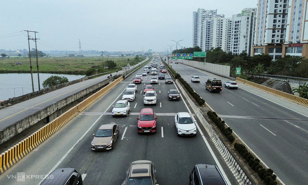 'Đánh giá kỹ' quy định giữ khoảng cách trên cao tốc
