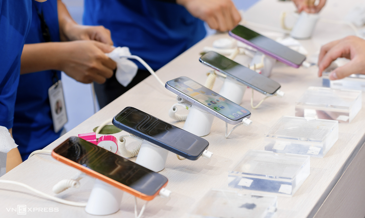 'Thứ tự tiêu tiền' từ chuyện bạn trẻ lấy tiết kiệm 7 tháng mua iPhone mới