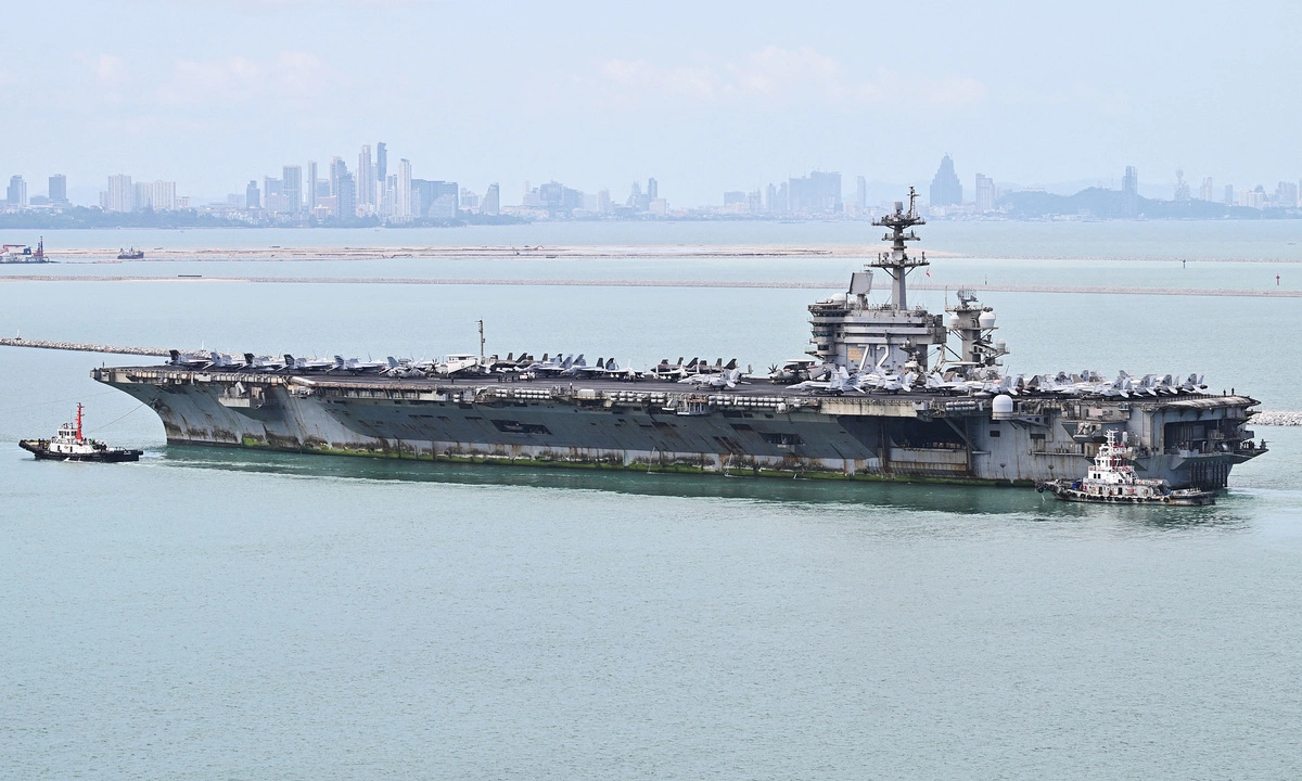 Tàu sân bay Mỹ hoen rỉ, tróc sơn khi trở về từ Trung Đông