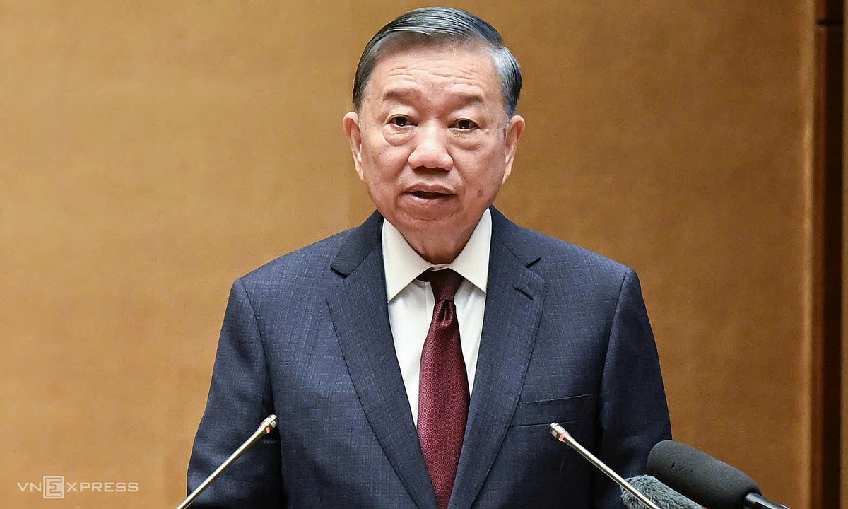 'Chọn người theo việc, giao việc để thử thách'