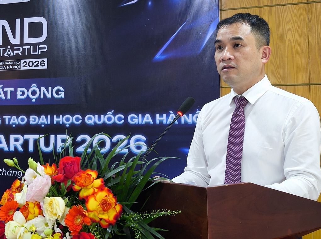 PGS.TS Phạm Bảo Sơn phát biểu tại lễ phát động RND to Startup 2026. Ảnh: Nam Nguyễn